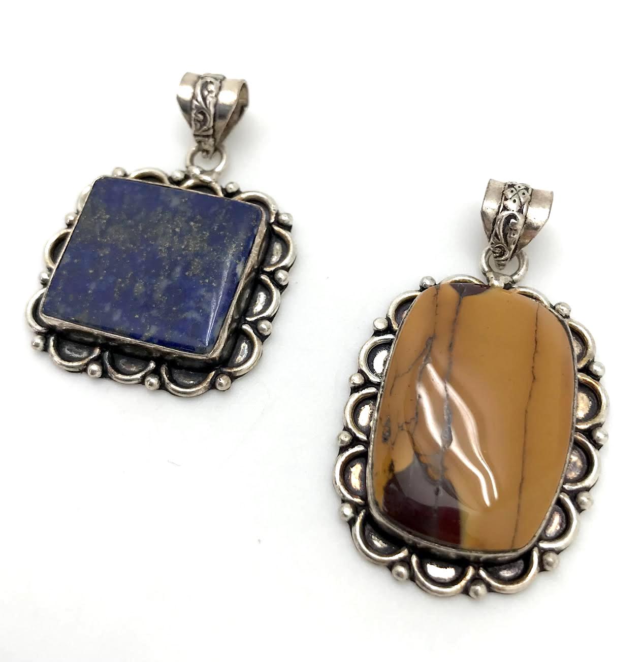 Assorted Decorative Lining Stone Pendant (Rectangular / Square)