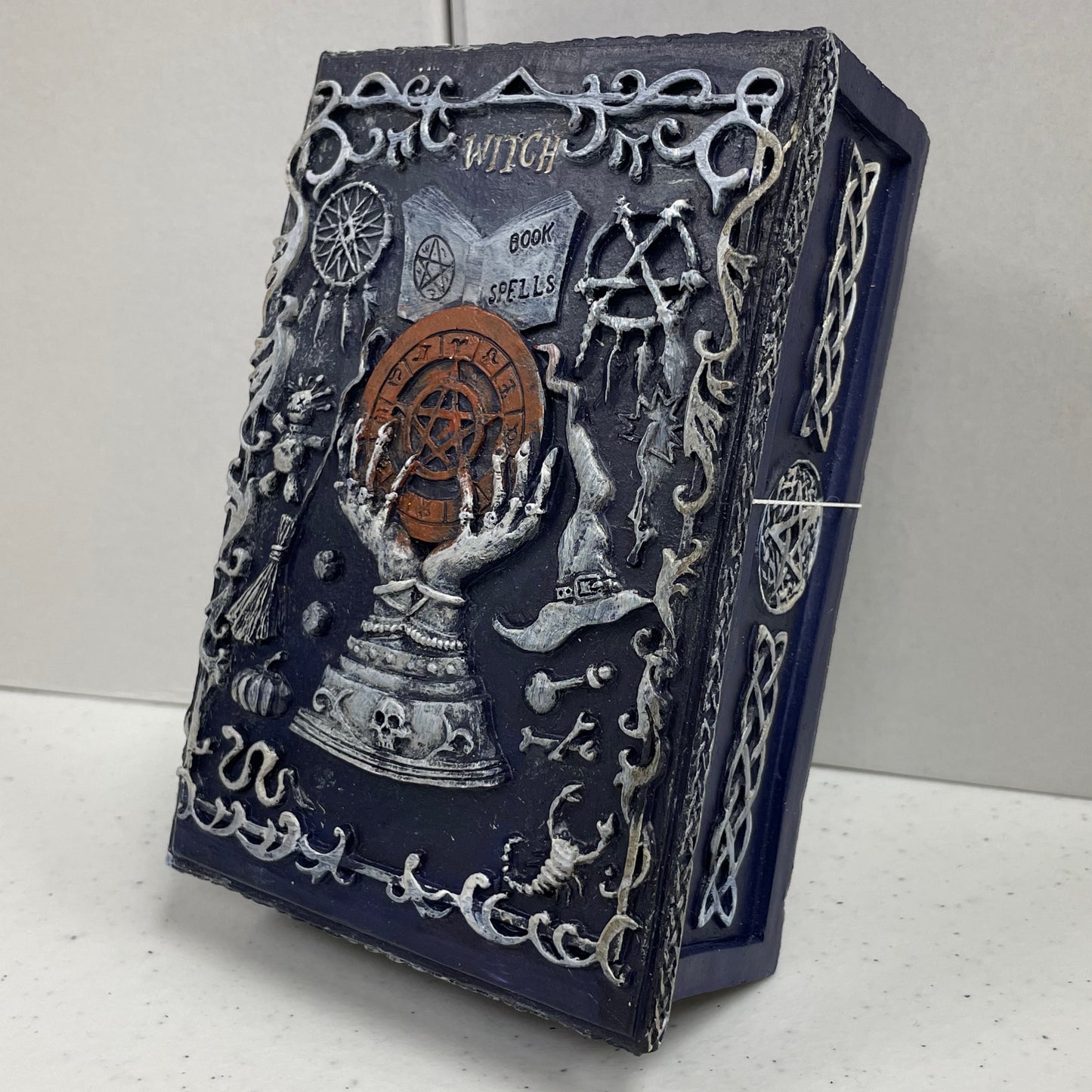 Witch’s Book of Spells Tarot Storage Box (Purple)