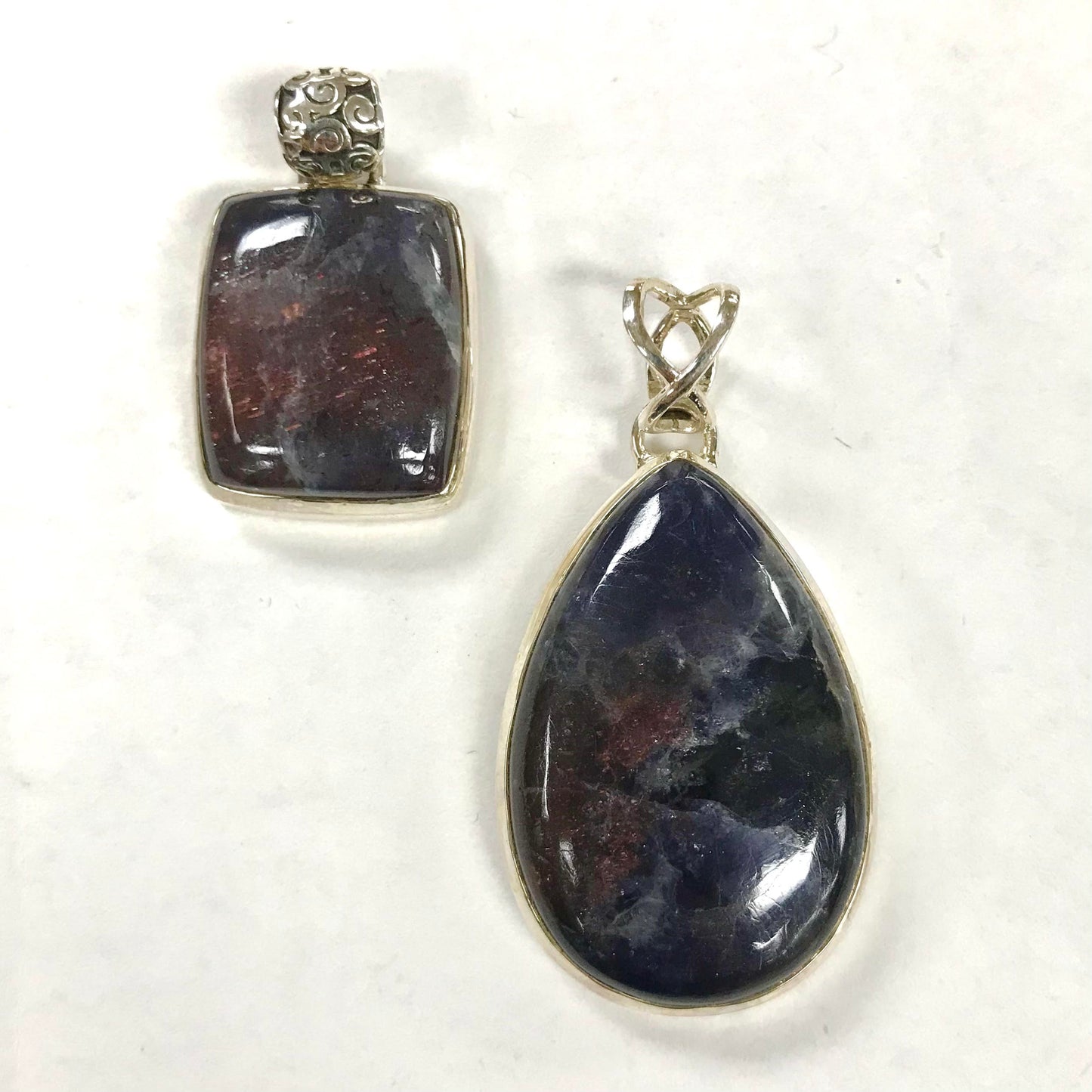 925 Silver Iolite Pendant