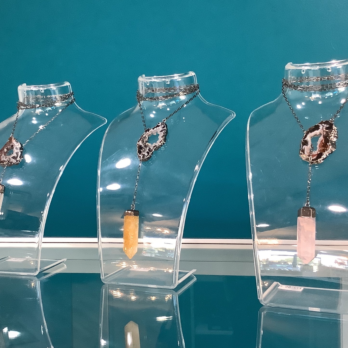 Agate and Crystal Point Fashion Jewelry Necklace - Michal and Company