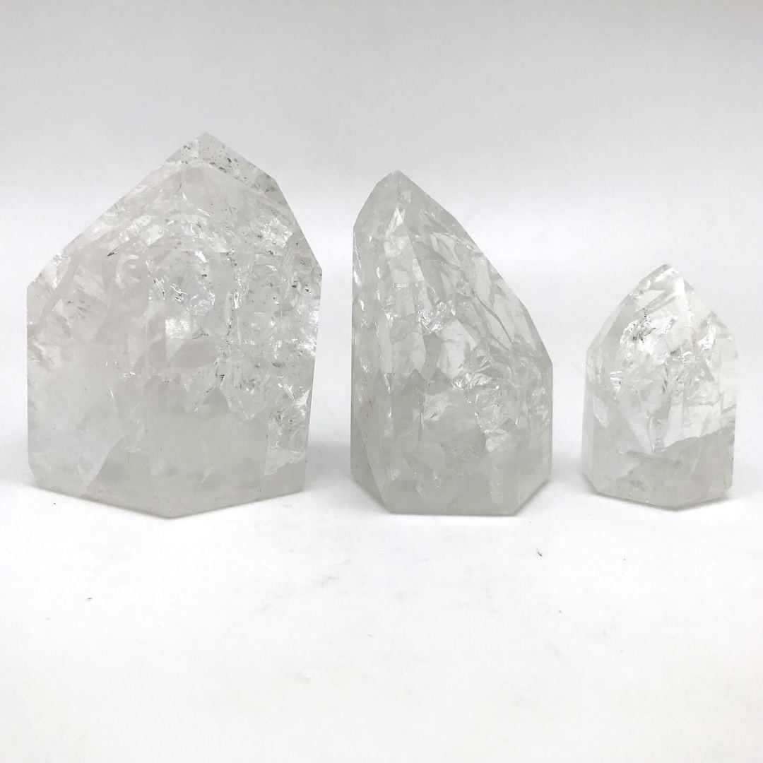 Crackle (Fire & Ice) Quartz Tower
