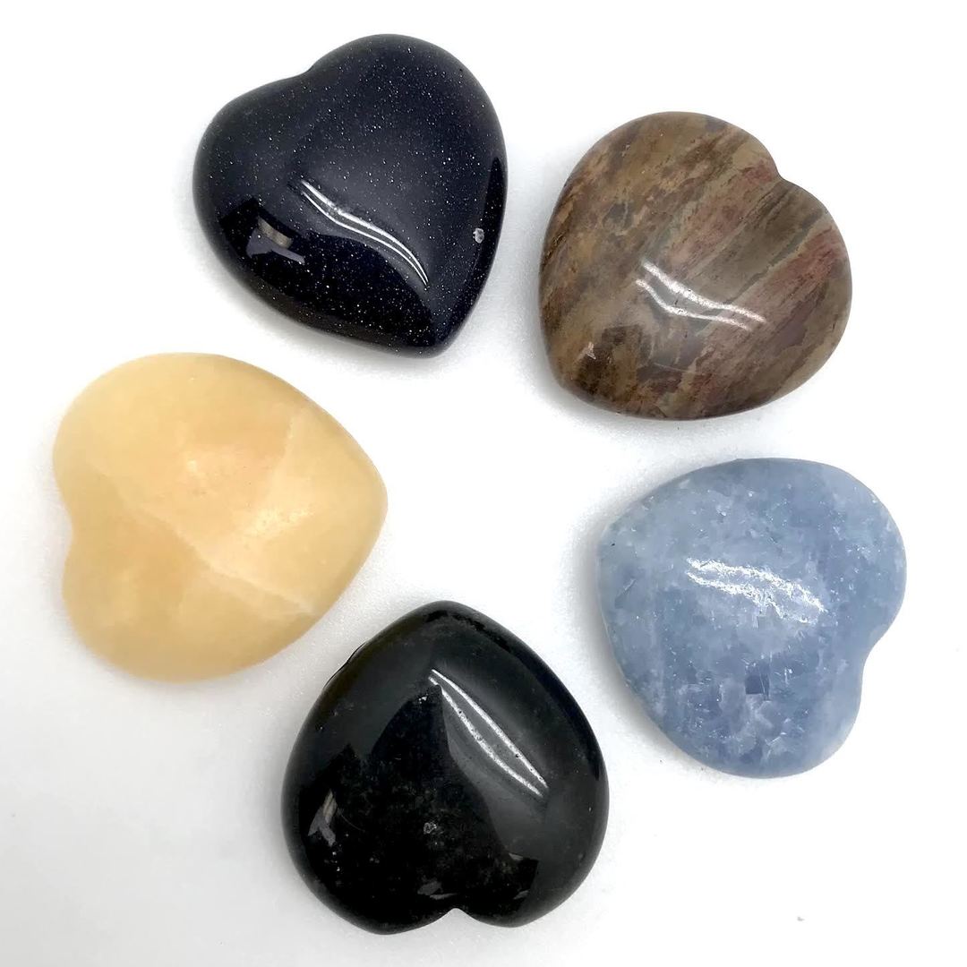 Assorted Crystal Hearts (Medium and Large)