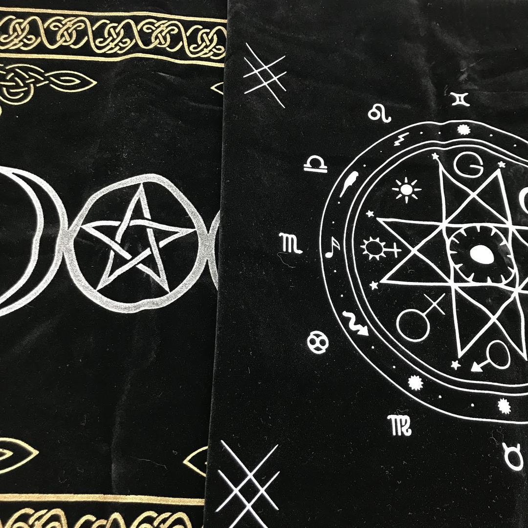 Black Velvet Altar Cloth (Squared)
