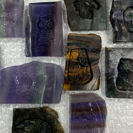 In-laid Carving Flat Back Crystals