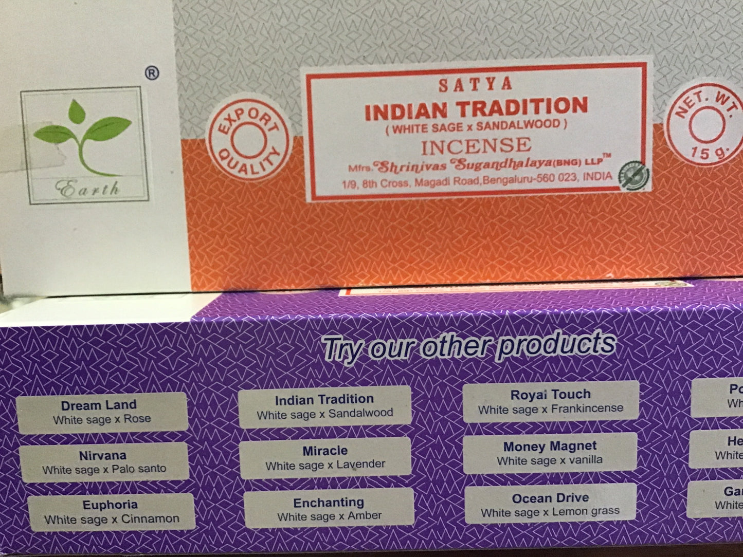 Indian Tradition ( White sage & sandalwood)