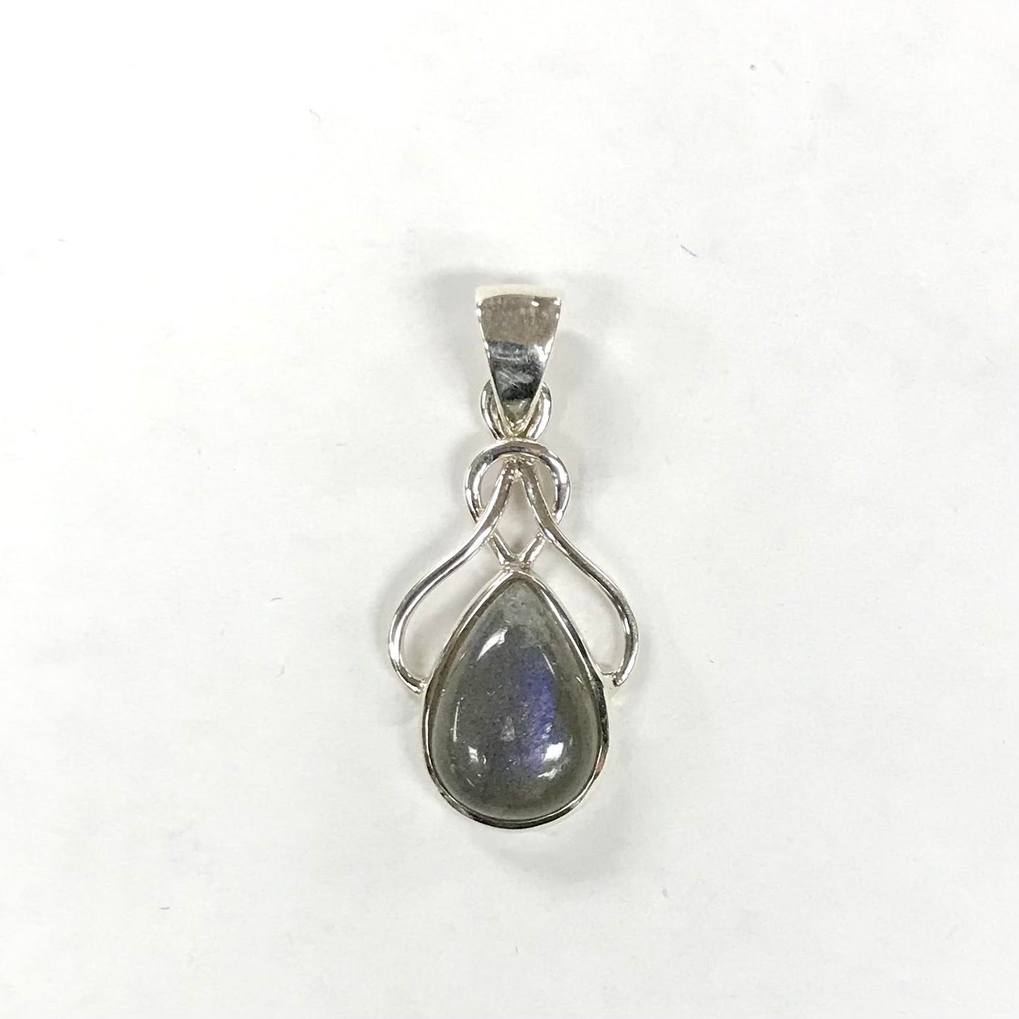 Decorative Teardrop Labradorite .925 Pendant