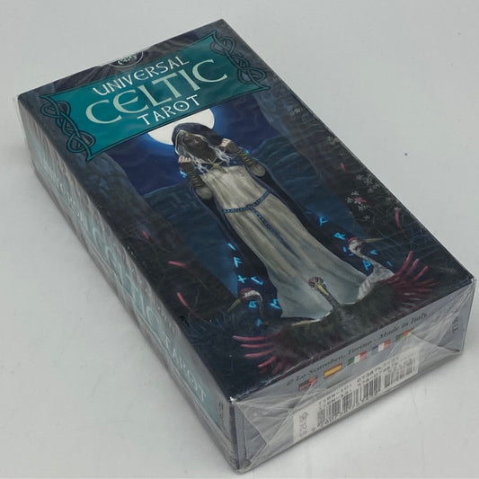 Universal Celtic Tarot by Floreana Nativo, Cristina Scagliotti