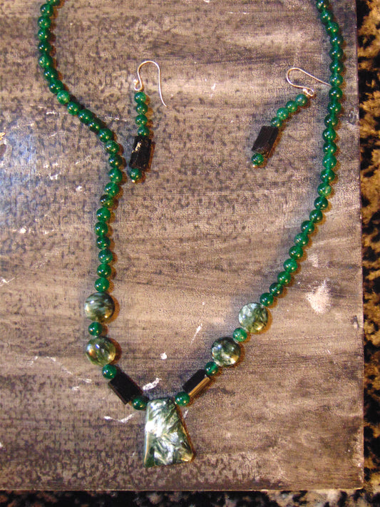 Seraphinite w / Blk Tourmaline Set
