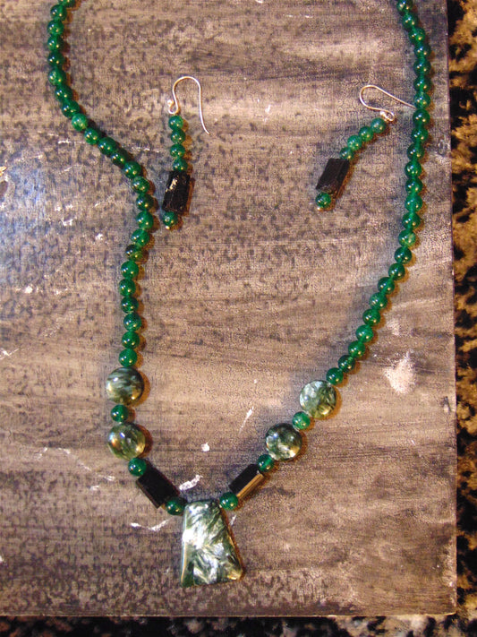 Seraphinite w / Blk Tourmaline Set
