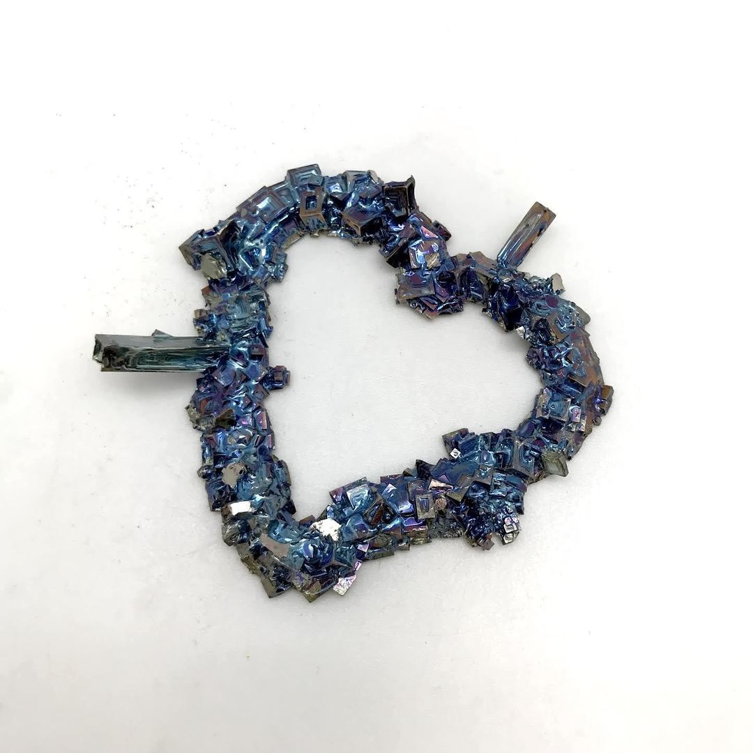 Bismuth (Heart)