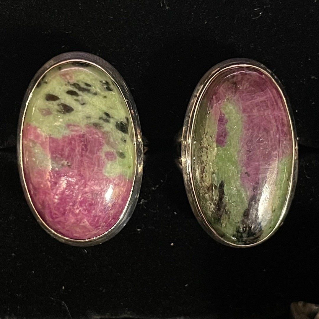 Ruby Zoisite Ring (Oval)