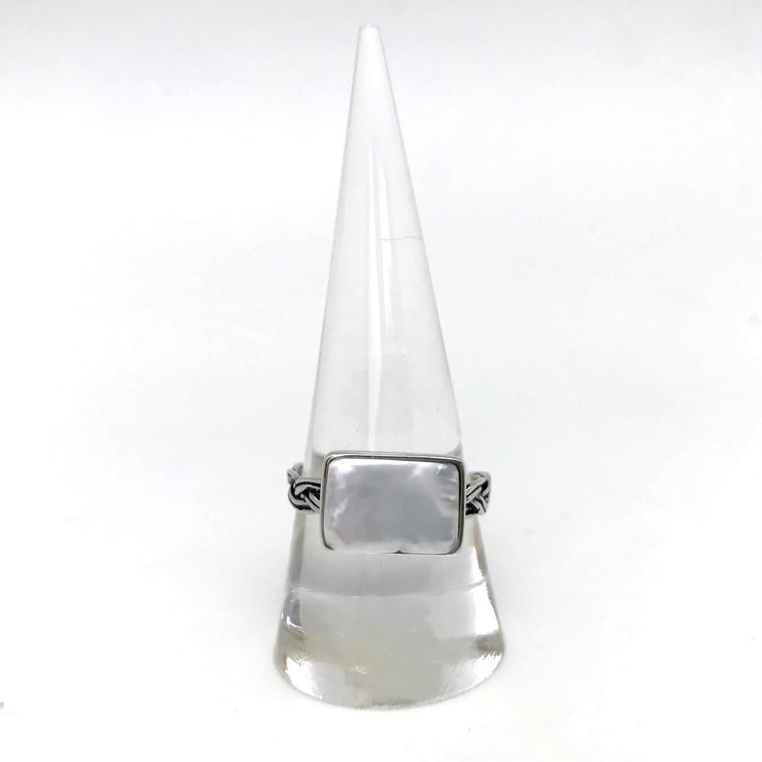 Pearl Ring (Rectangular)