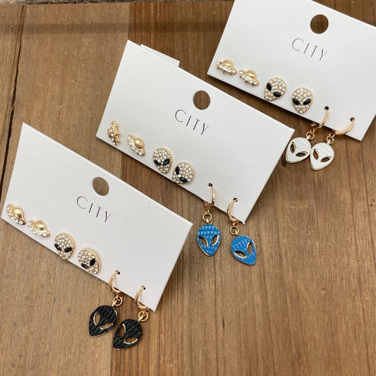 City - Alien Gold Earring Set