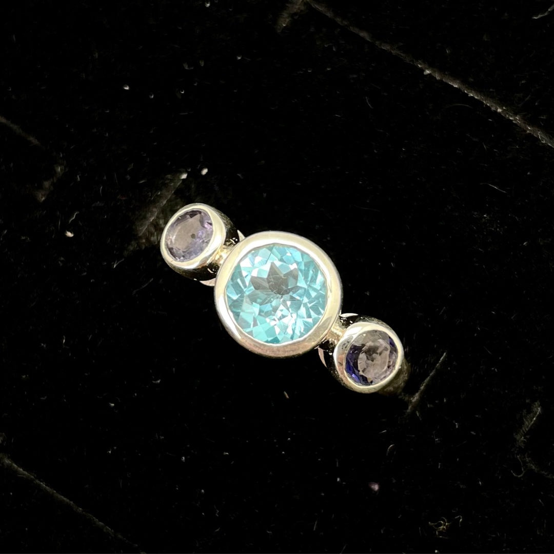 Blue Topaz Faceted Ring (3 Three Stones)