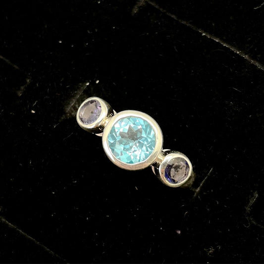 Blue Topaz Faceted Ring (3 Three Stones)