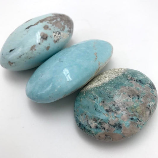 Peruvian Turquoise Gallet Stone